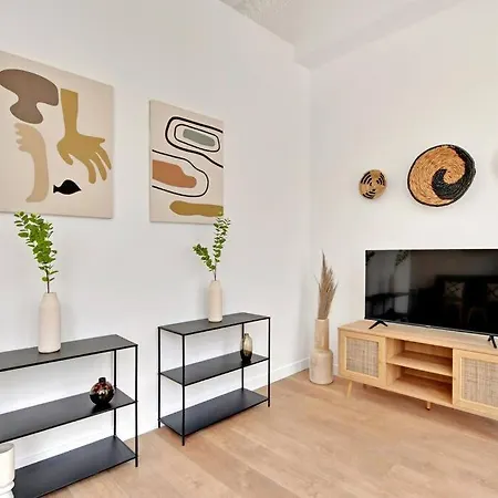 Parc Des Expositions Apartment *